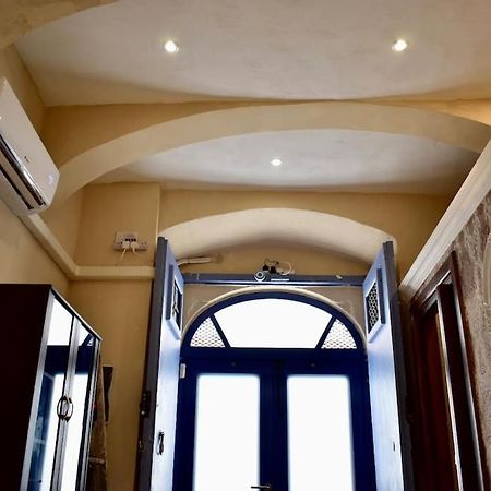 City Centre Pied-A-Terre Near Food Market And Walking Distance To Bus Terminus Valletta Bagian luar foto